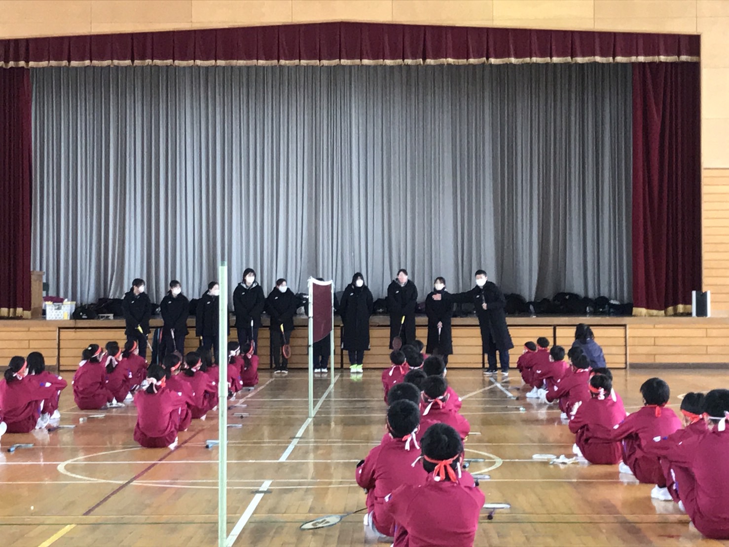秋田市立旭北小学校バドミントン教室|北都銀行バドミントンクラブ